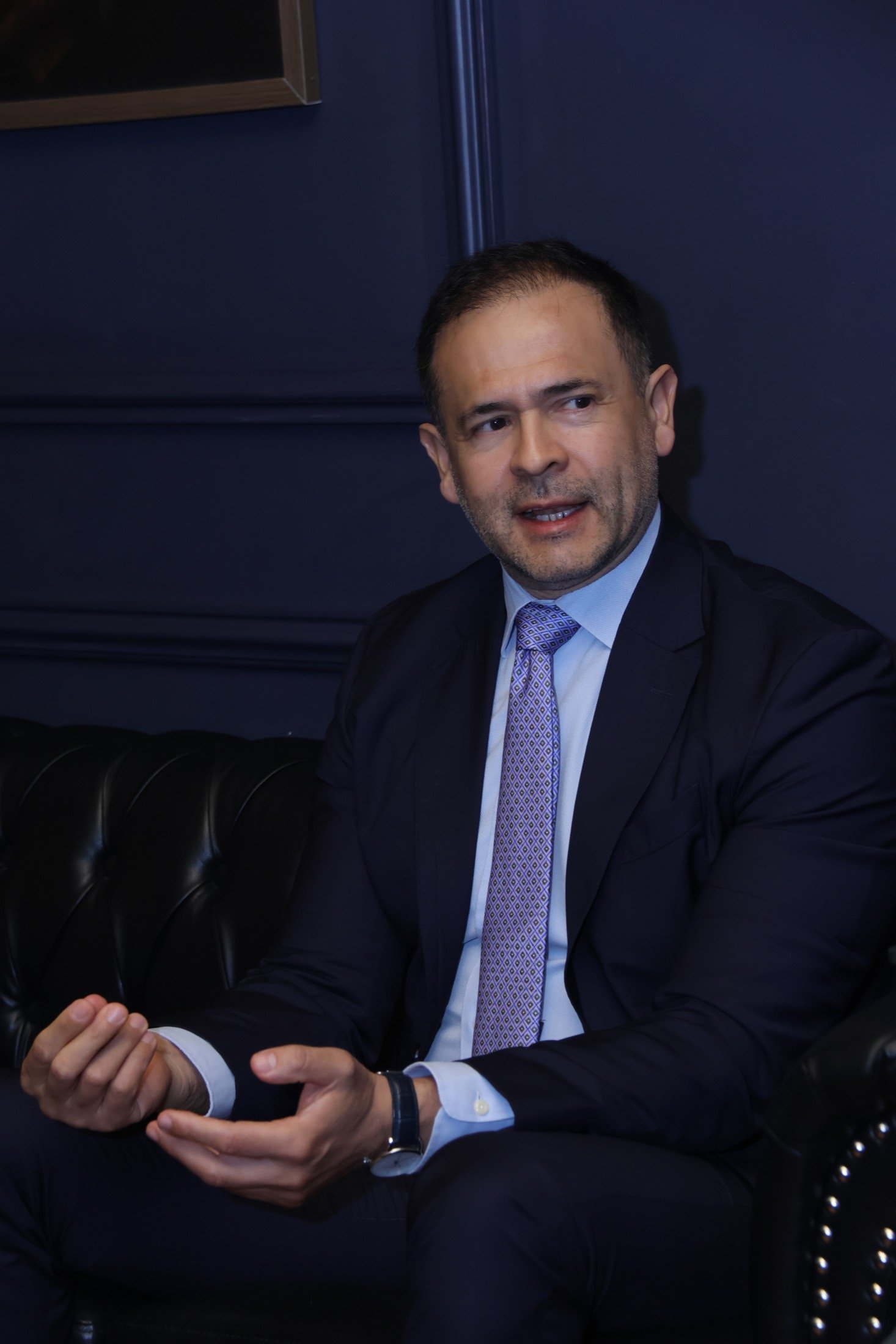 Harold Mesa durante una conversación ejecutiva